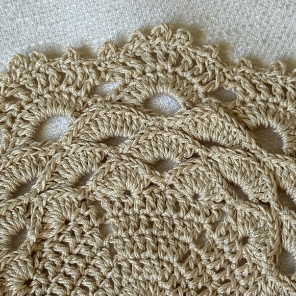 Table Runner Handmade Crochet New 100 % Cotton 43 in x 9 in